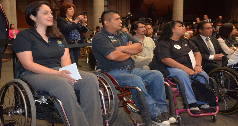 Avalan garantizar 5% de empleos para discapacitados