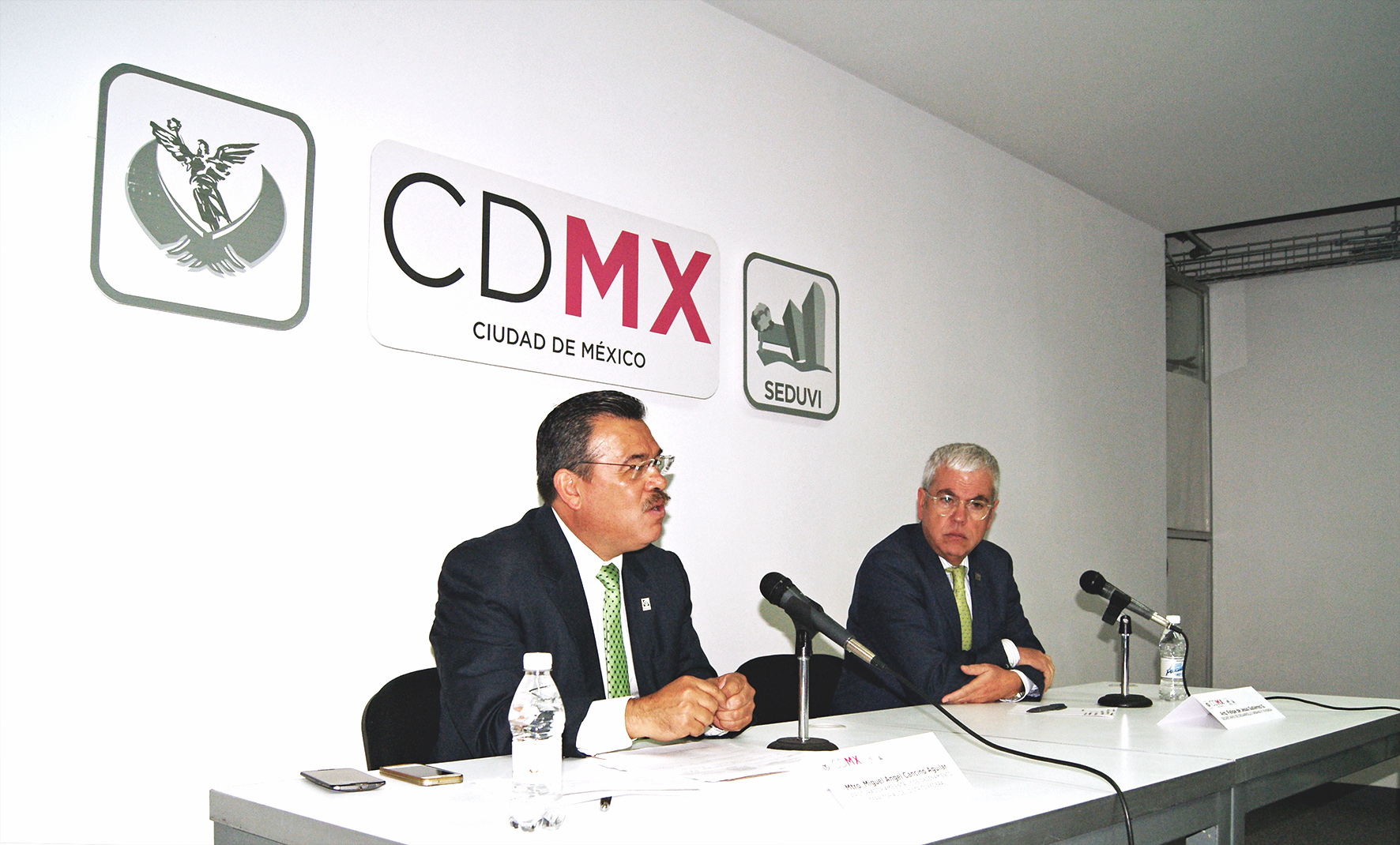 Refuerzan Seduvi y PAOT coordinación para vigilar desarrollo urbano DF
