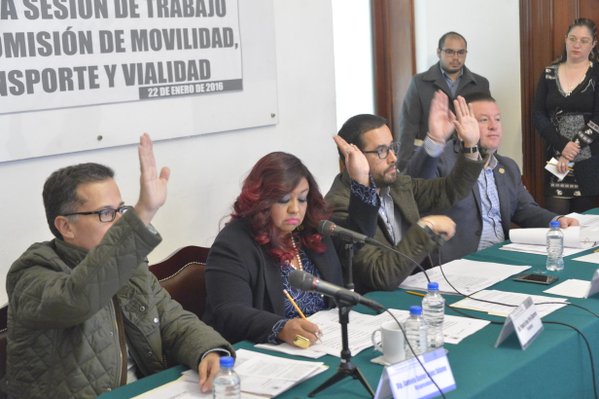 Sostiene Pirin que cambio de placas no tiene fin recaudatorio