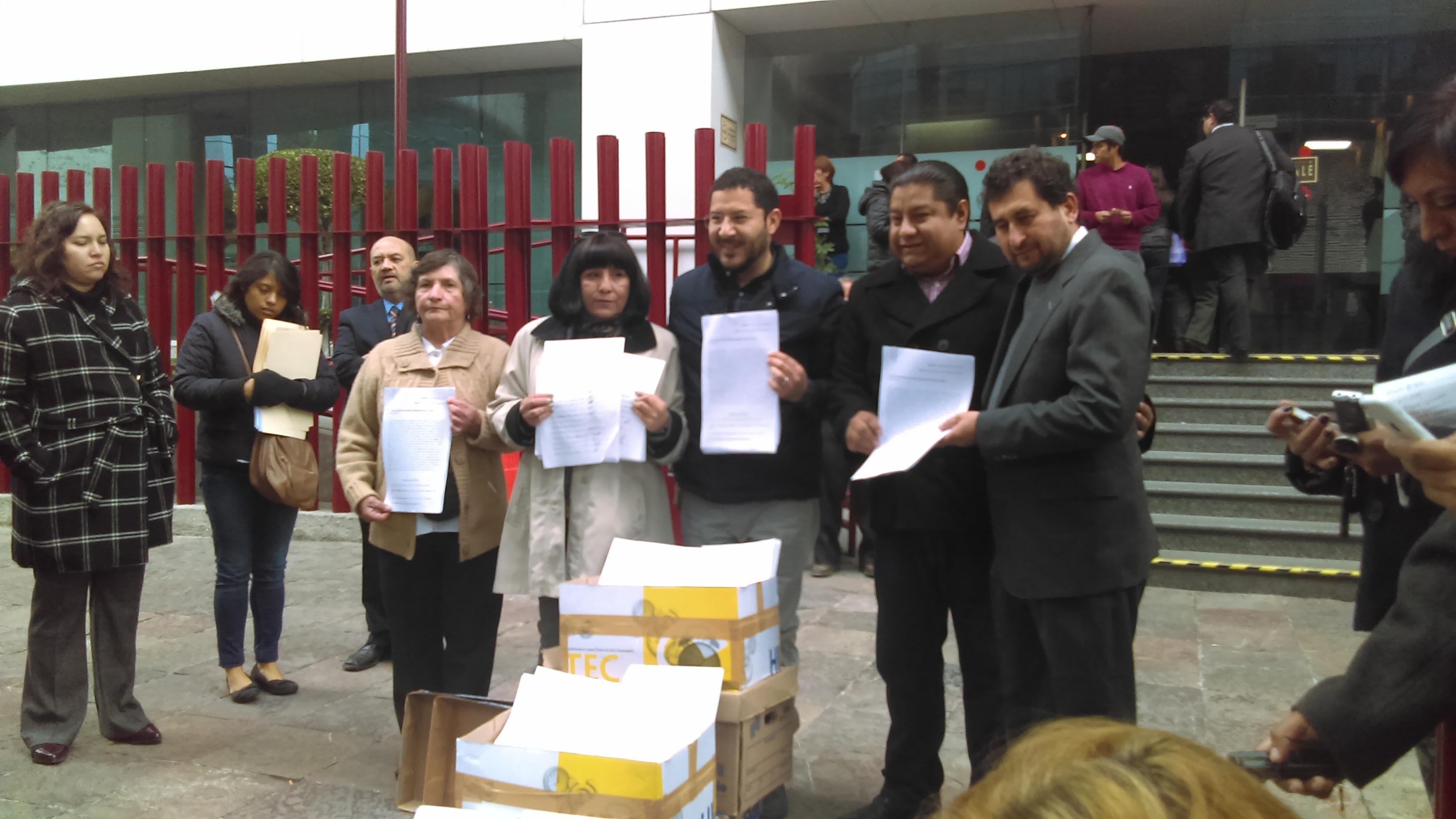Deben ratificar los 22 mil firmantes, amparo contra Reglamento Tránsito DF