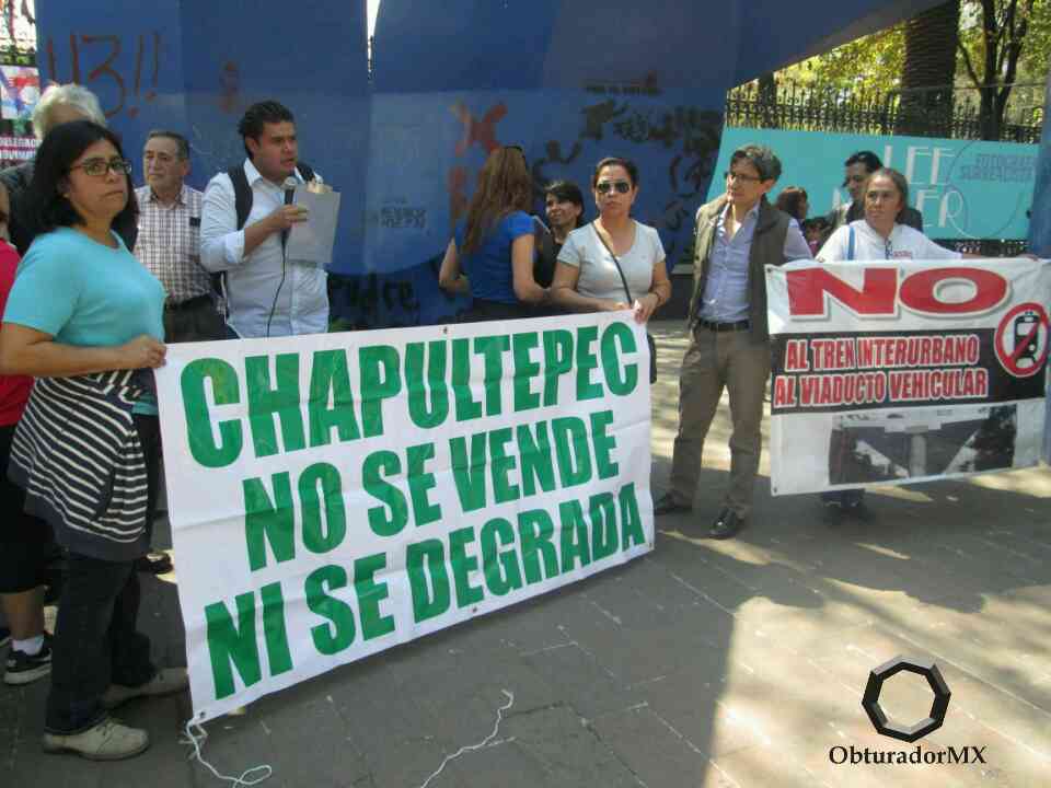 Protestan vecinos contra la «Rueda de la Fortuna» en Chapultepec