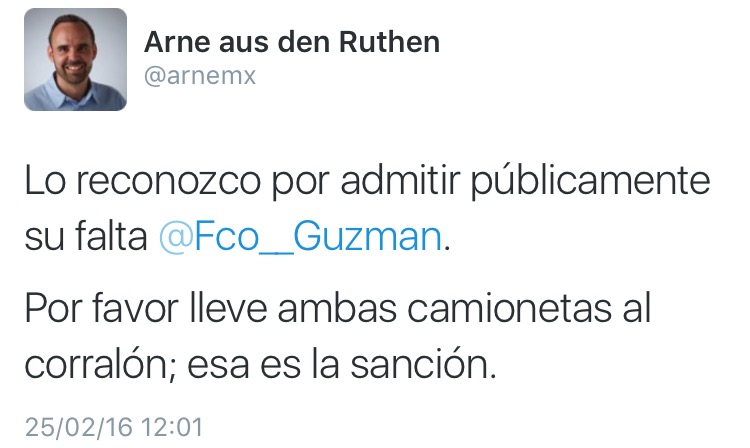 Jefe de oficina de Peña Nieto obstaculiza rampa de discapacitados