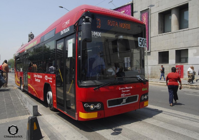 En un día, 665 mil usuarios más en transporte público de CDMX