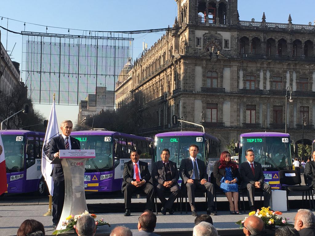 Hay 177 nuevos camiones en 3 corredores de transporte en CDMX