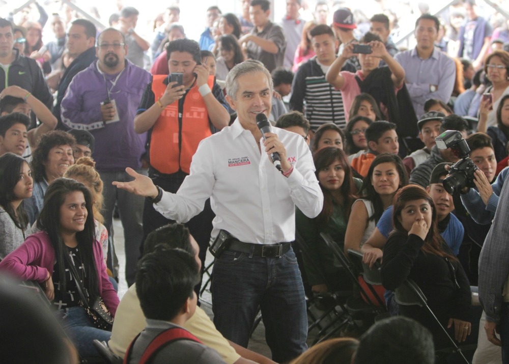 Capacitan a jóvenes para prevenir adicciones