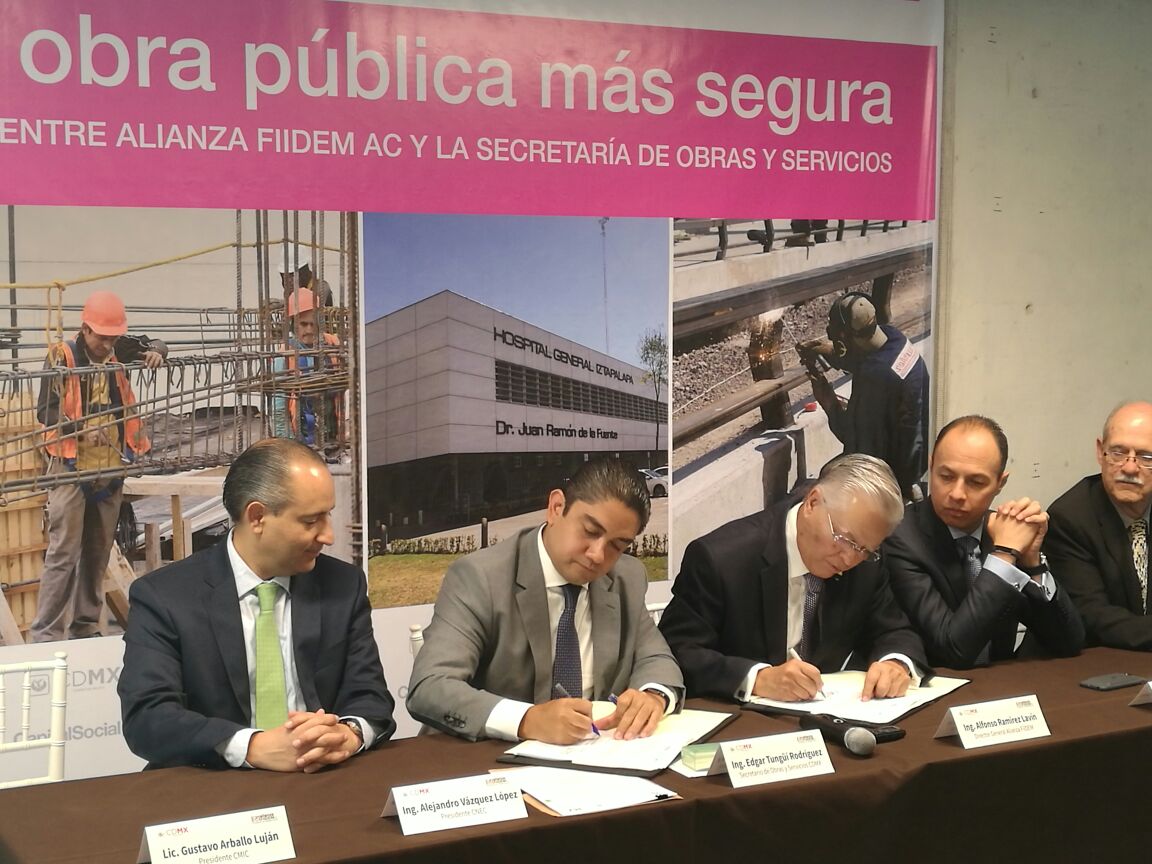 Firma Sobse convenio para creación de laboratorio especializado en construcción