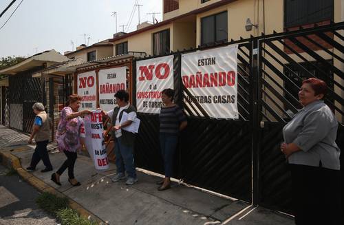 Suspende Juez las torres de Coyuya