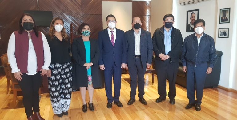 Se reúne Batres con alcaldes electos de Morena