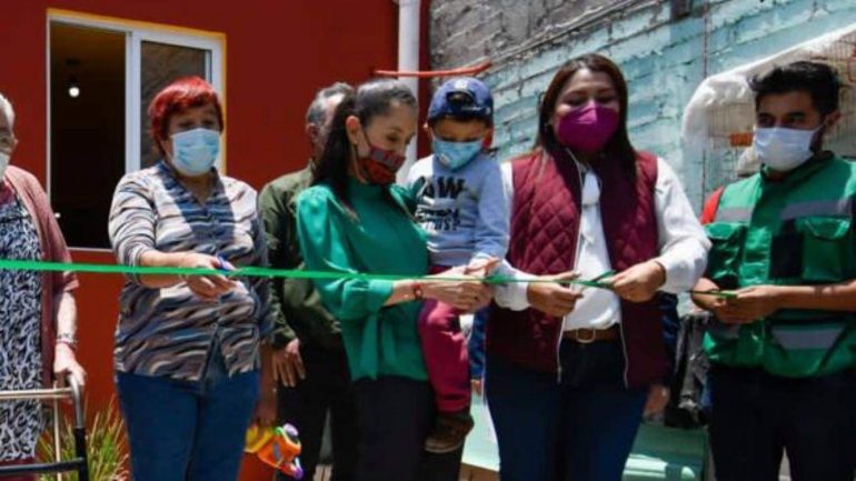 Se placea Sheinbaum con alcaldesa electa de Tláhuac, pero niega reunirse con la UNACDMX