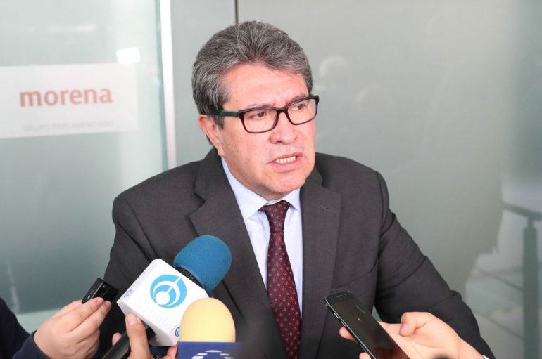 MPosponen discusión de Juicio político