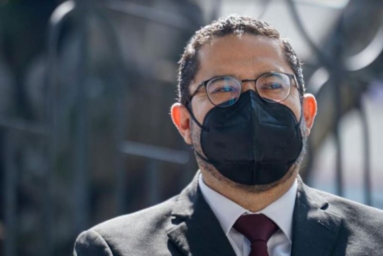 Acepta Batres que chelerías se han extendido en toda la Ciudad