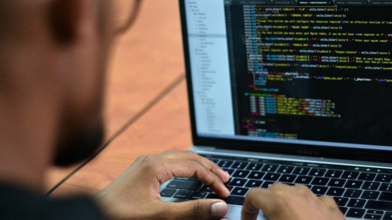 Software de espionaje Pegasus vigila a periodistas
