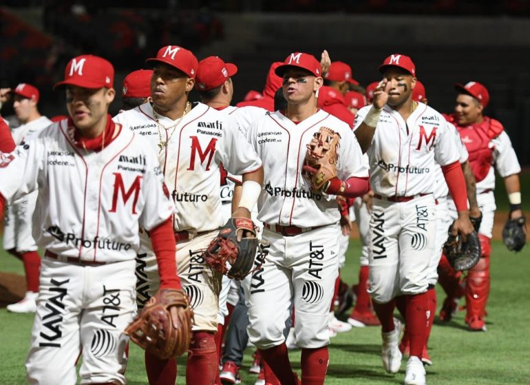 Diablos a dos de la Serie de Campeonato Sur