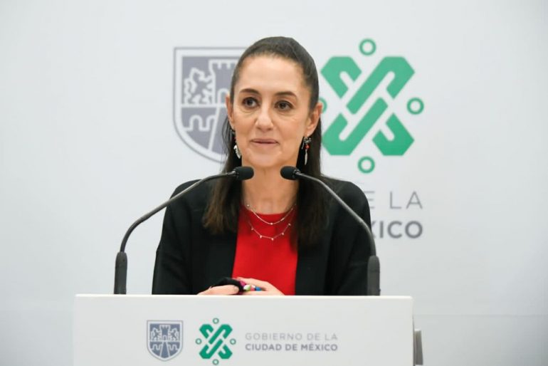Se sube Sheinbaum a tren de críticas contra autoridades electorales