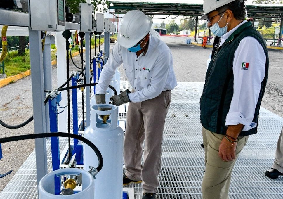 Pemex alista primer lote de Gas Bienestar