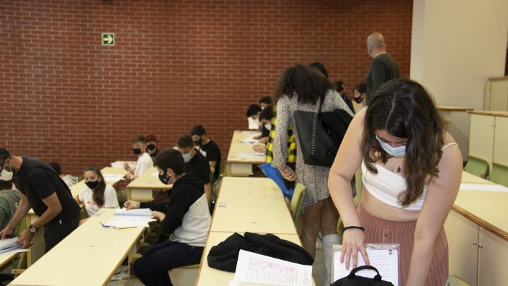 Programa de verificación Regreso a Clases 2021. La Procuraduría Federal del Consumidor (Profeco) anunció que llevará a cabo el programa de verificación y vigilancia “Regreso a clases 2021”, que busca evitar abusos de proveedores de bienes, productos y servicios.