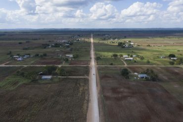 Semarnat y Menonitas contra deforestación en Campeche