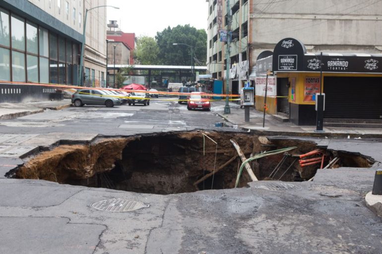 ¿Por qué hay socavones en la CDMX?