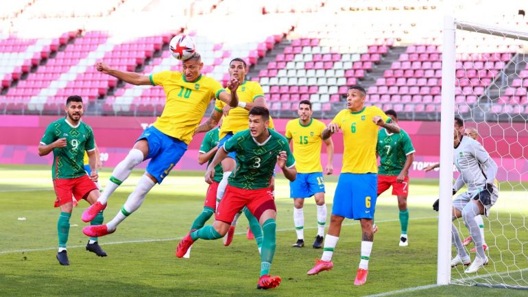 México pierde ante Brasil y va por el bronce en Tokio