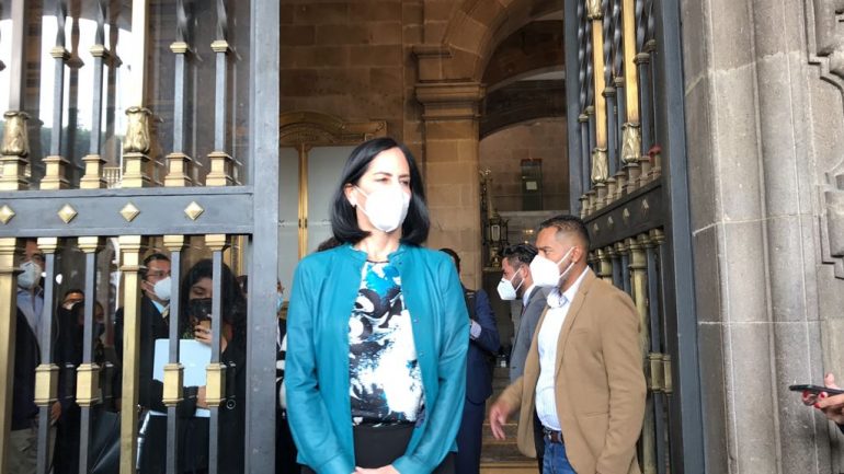 No hubo disculpas, dice Lía tras reunión con Sheinbaum