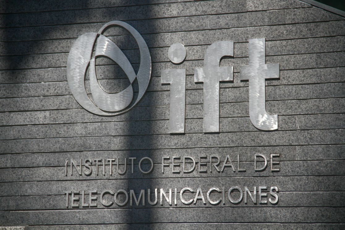 Denuncian a director del IFT por presunto acoso sexual