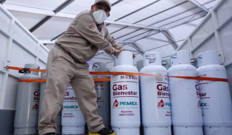 Falta de pagos evoca protesta de trabajadores del Gas Bienestar