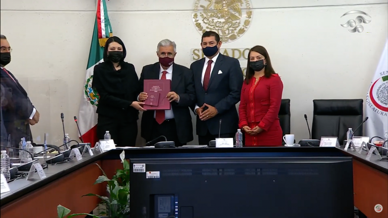 entregan al senado paquete economico