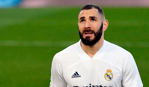 Karim Benzema sentenciado a un año de prisión