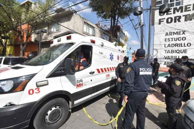 Explota casa en la Pensil Norte; Alcaldía MH atiende la emergencia