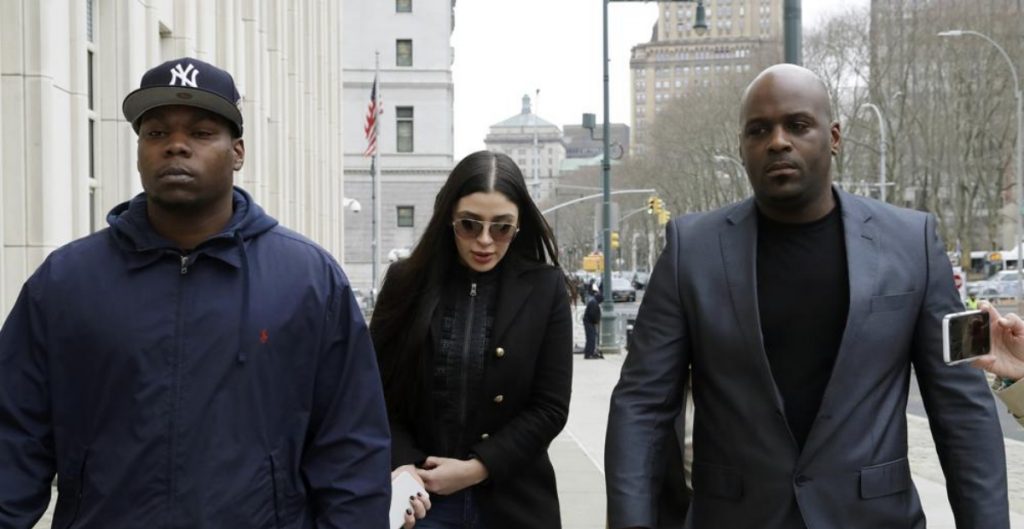 Sentenciaron a Emma Coronel con 3 años de prisión