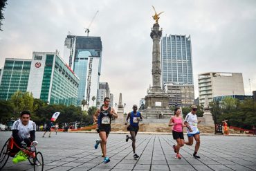 Mexicanos conquistan Maratón de la CDMX