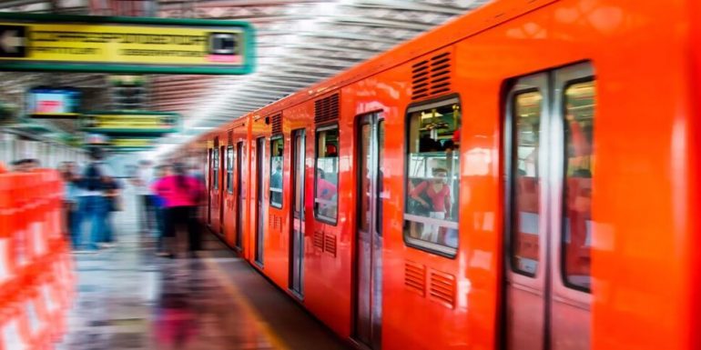 Horarios de servicio de transporte público en CDMX durante días festivos