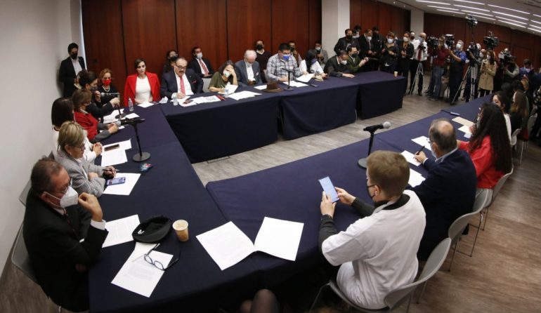 Senado intervendrá en conflicto del CIDE