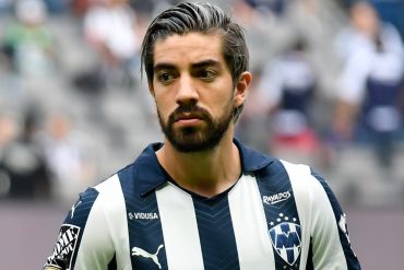 Rodolfo Pizarro llega a Monterrey para fichar con Rayados