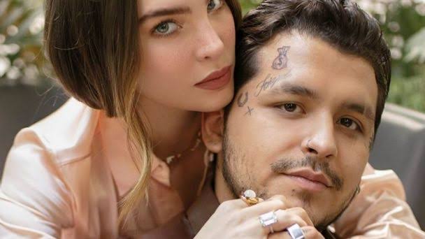 Nodal anunció el fin con Belinda