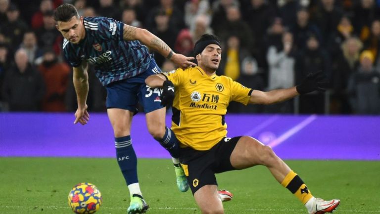 Raúl Jiménez y Wolves caen en casa ante Arsenal