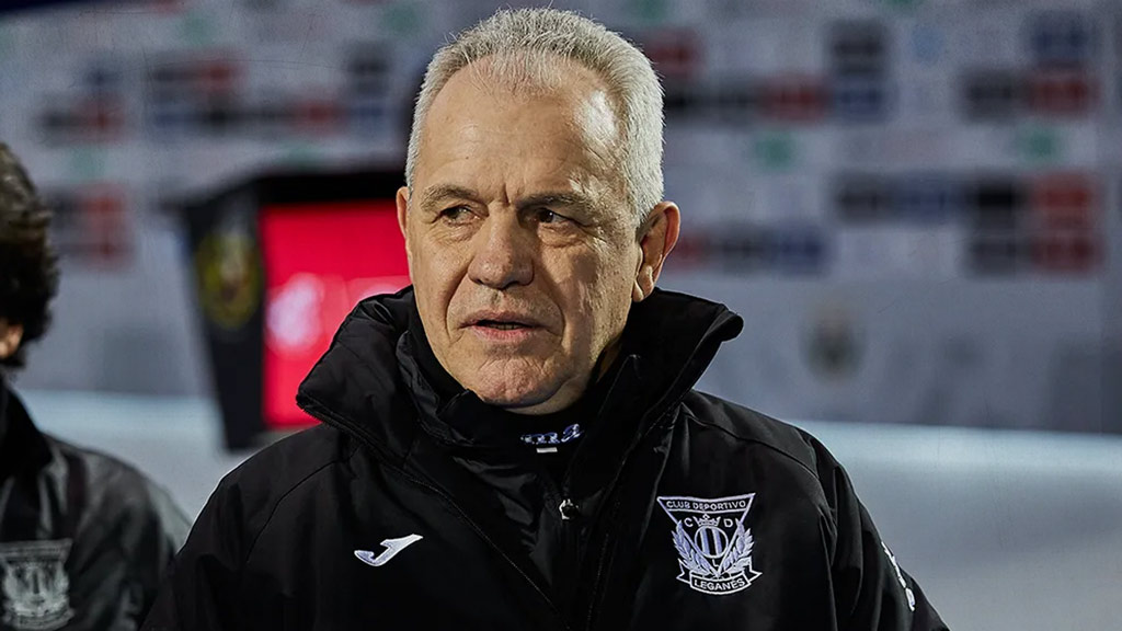 Javier Aguirre Javier Aguirre estaría de vuelta en España