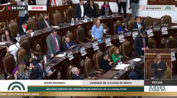 Impiden licencia