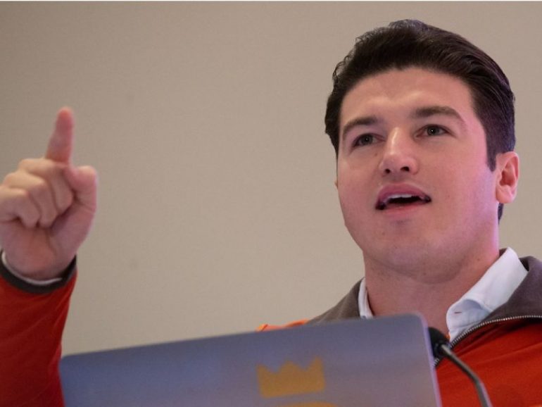 Samuel García pide 36 horas de cárcel a quien lo ofenda