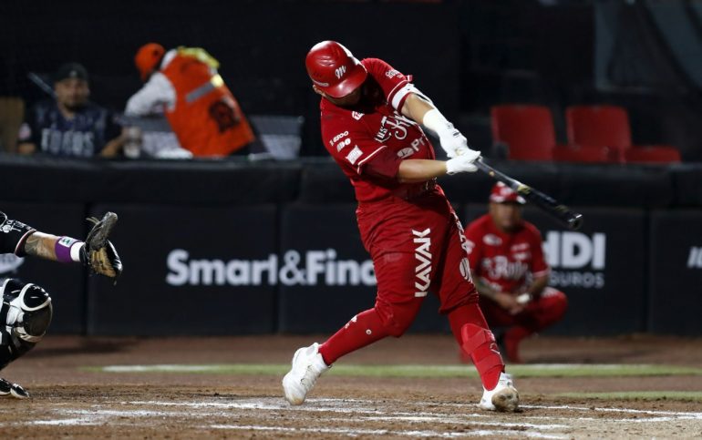 Diablos se llevan la serie pero Toros los apalean