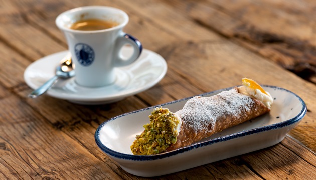 Conoce la cocina casera siciliana en el restaurante María 138 en Santa María la Ribera