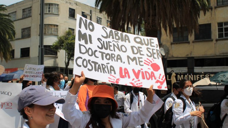 Aprueba Senado no criminalizar actos médicos