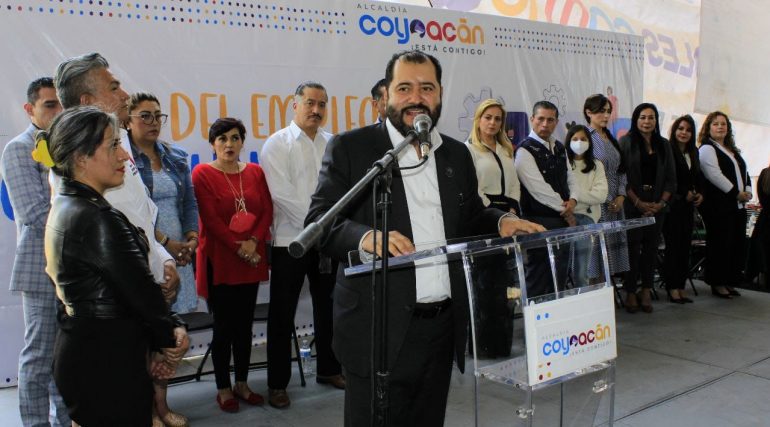 Llevan primera feria del empleo a zona de Pedregales, en Coyoacán