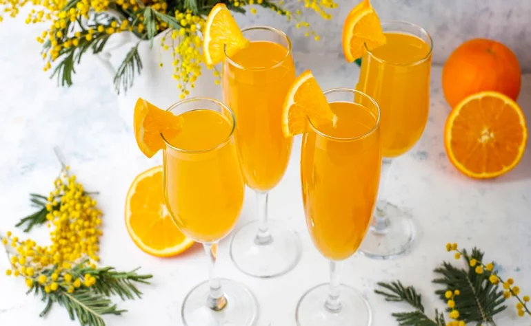 Mimosas para acompañar el brunch