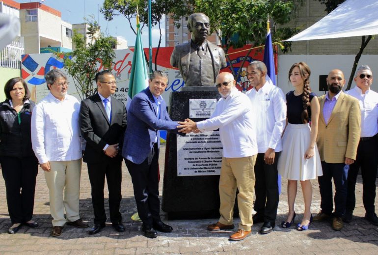 Plaza Pedro Henríquez Ureña es remozada