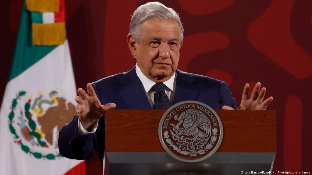 El presidente de México, Andrés Manuel López Obrador, confirma hackeo de la SEDENA