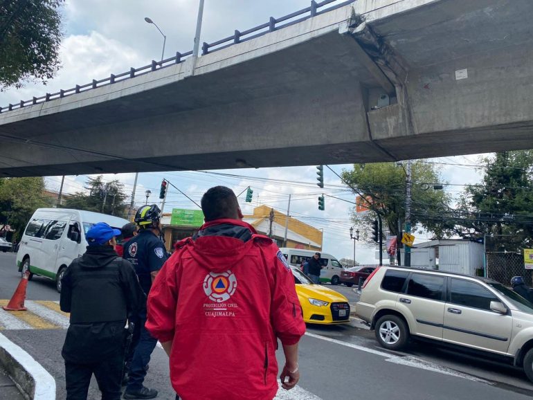 Puente en Cuajimalpa cierra por afectaciones del sismo 2022
