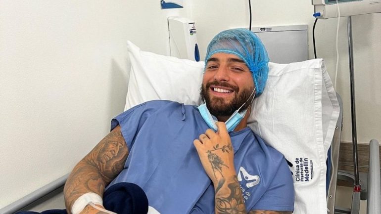 Maluma es ingresado al hospital para ser sometido a una cirugía