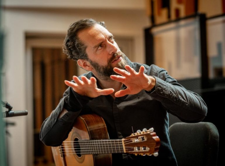 Estreno mundial del Concierto para guitarra y orquesta de Giovanni Piacentini en el CENART