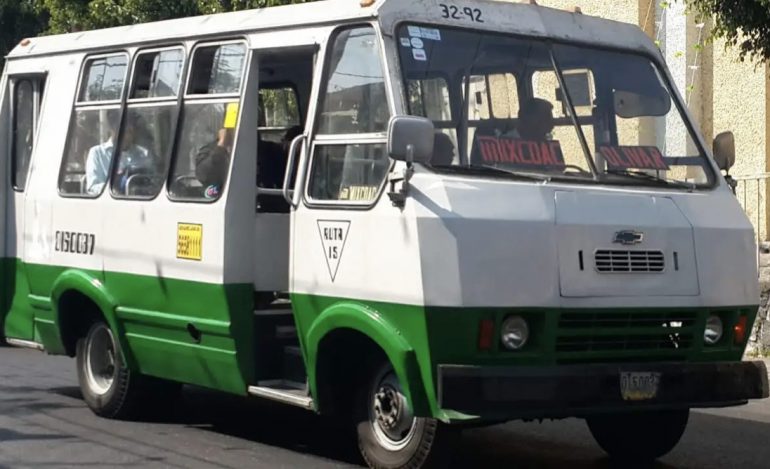 Microbuses: les dicen adiós en Xochimilco